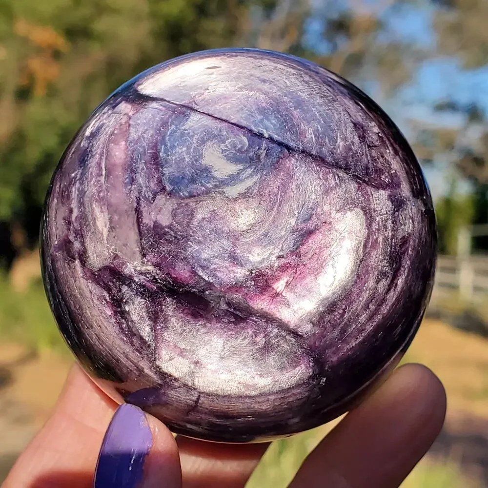 Brazilian Purple Mica with INCREDIBLE Double-Sided Flash Crystal Sphere 378 Gra